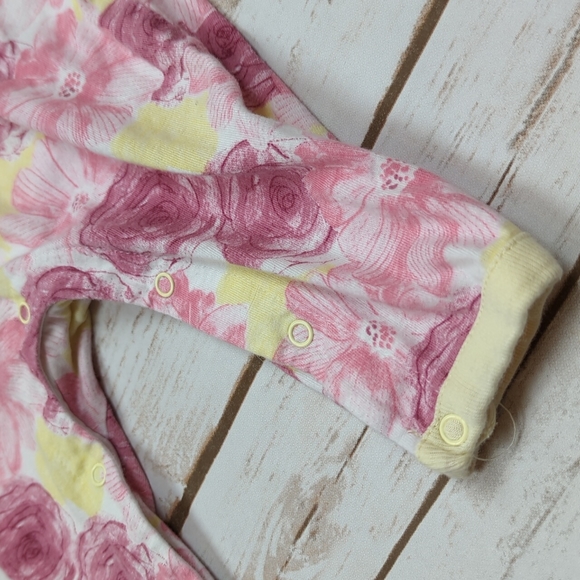 Burt's Bees Floral Romper 0-3M - Picture 4 of 5